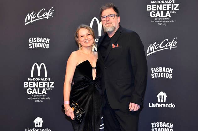 Nova Meierhenrich und Brian Bojsen bei der 20. McDonald s Benefiz Gala zugunsten der McDonald s Kinderhilfe Stiftung in den Eisbach Studios. München, 06.12.2025