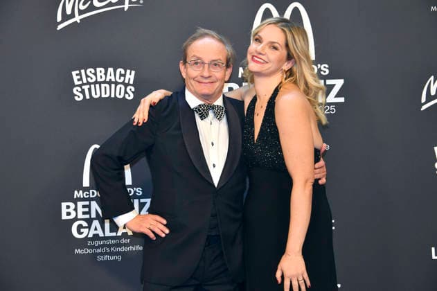 Wigald Boning mit Ehefrau Teresa Boning bei der 20. McDonald s Benefiz Gala zugunsten der McDonald s Kinderhilfe Stiftung in den Eisbach Studios. München, 06.12.2025