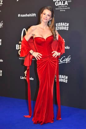 Jana Schölermann bei der 20. McDonald s Benefiz Gala zugunsten der McDonald s Kinderhilfe Stiftung in den Eisbach Studios. München, 06.12.2025