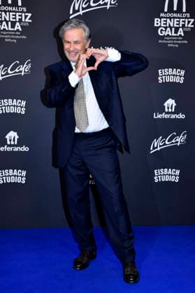 Timothy Peach bei der 20. McDonald s Benefiz Gala zugunsten der McDonald s Kinderhilfe Stiftung in den Eisbach Studios. München, 06.12.2025