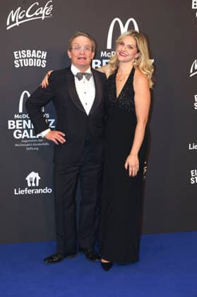 Wigald Boning mit Ehefrau Teresa Boning bei der 20. McDonald s Benefiz Gala zugunsten der McDonald s Kinderhilfe Stiftung in den Eisbach Studios. München, 06.12.2025