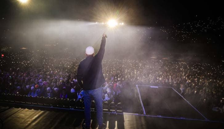 06.12.2025, Schladming, AUT, Unterwegs in Steiermark, Ski Opening 2025, Überraschungsauftritt, DJ-Ötzi, Backstreet Boys, im Bild DJ Ötzi, Gerry Friedle,