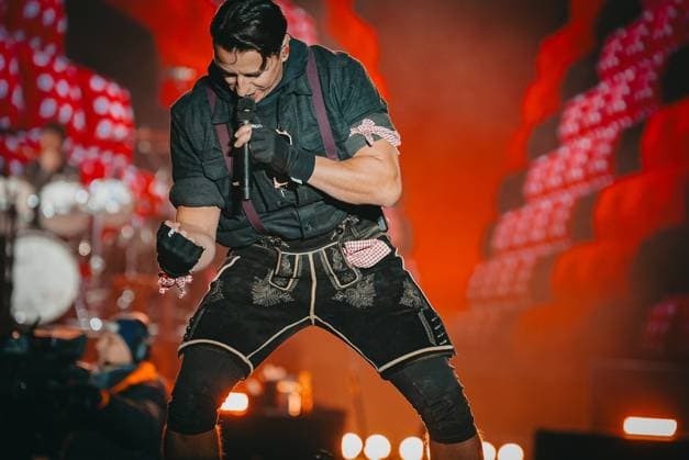06.12.2025, Flachau, AUT, Unterwegs in Salzburg, Ski Opening 2025, DAY 1, Andreas Gabalier, Konzert, im Bild Andreas Gabalier,