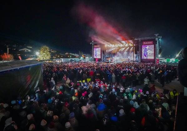 06.12.2025, Flachau, AUT, Unterwegs in Salzburg, Ski Opening 2025, DAY 1, Andreas Gabalier, Konzert, im Bild Andreas Gabalier,