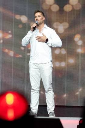 Schlagernacht des Jahres 2025 Ramon Roselly bei der Schlagernacht des Jahres 2025 am 06.12.2025 in der Festhalle Frankfurt. Frankfurt Festhalle Hessen