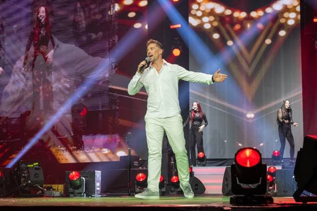 Schlagernacht des Jahres 2025 Ramon Roselly bei der Schlagernacht des Jahres 2025 am 06.12.2025 in der Festhalle Frankfurt. Frankfurt Festhalle Hessen