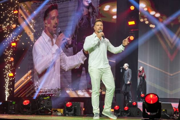 Schlagernacht des Jahres 2025 Ramon Roselly bei der Schlagernacht des Jahres 2025 am 06.12.2025 in der Festhalle Frankfurt. Frankfurt Festhalle Hessen
