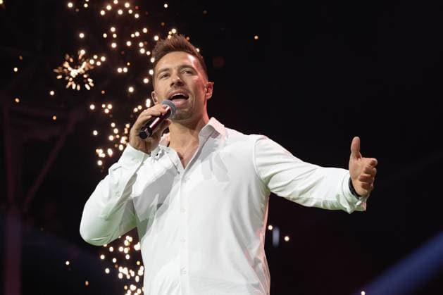 Schlagernacht des Jahres 2025 Ramon Roselly bei der Schlagernacht des Jahres 2025 am 06.12.2025 in der Festhalle Frankfurt. Frankfurt Festhalle Hessen