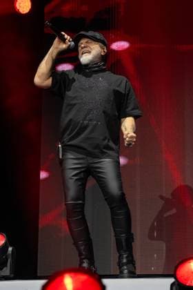 Schlagernacht des Jahres 2025 Nino de Angelo bei der Schlagernacht des Jahres 2025 am 06.12.2025 in der Festhalle Frankfurt. Frankfurt Festhalle Hessen