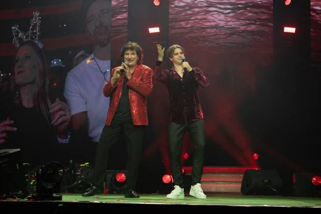 Schlagernacht des Jahres 2025 Olaf der Flipper und Vincent Gross bei der Schlagernacht des Jahres 2025 am 06.12.2025 in der Festhalle Frankfurt. Frankfurt Festhalle Hessen