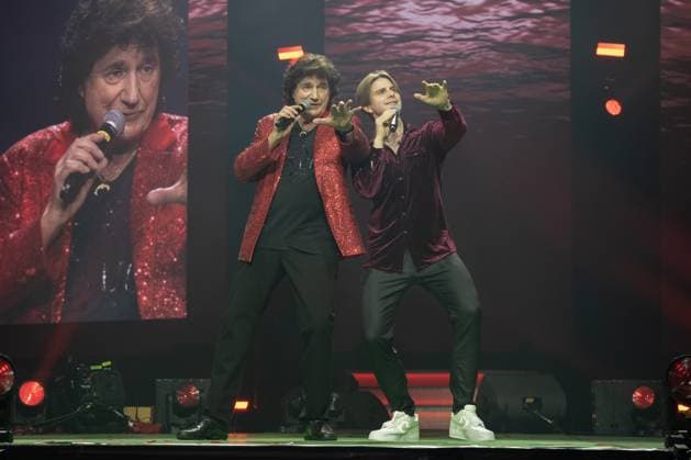 Schlagernacht des Jahres 2025 Olaf der Flipper und Vincent Gross bei der Schlagernacht des Jahres 2025 am 06.12.2025 in der Festhalle Frankfurt. Frankfurt Festhalle Hessen