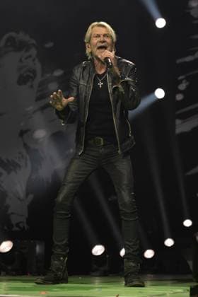 Schlagernacht des Jahres 2025 Matthias Reim bei der Schlagernacht des Jahres 2025 am 06.12.2025 in der Festhalle Frankfurt. Frankfurt Festhalle Hessen