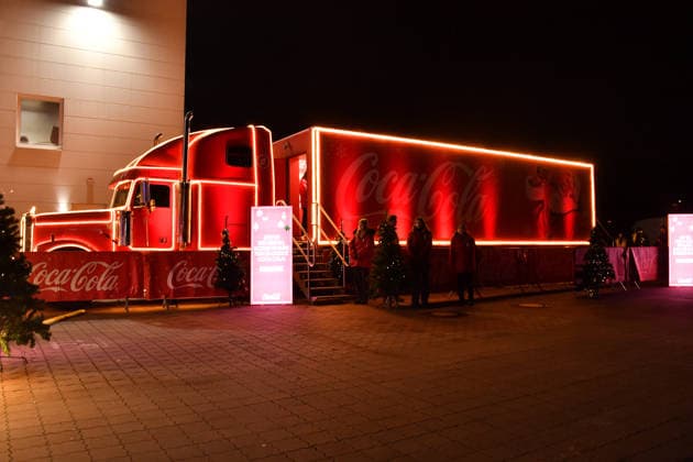 Coca Cola Track McDonalds Benefiz Gala McDonalds Kinderhilfe Stiftung Eisbach Studios München 06. Dezember 2025