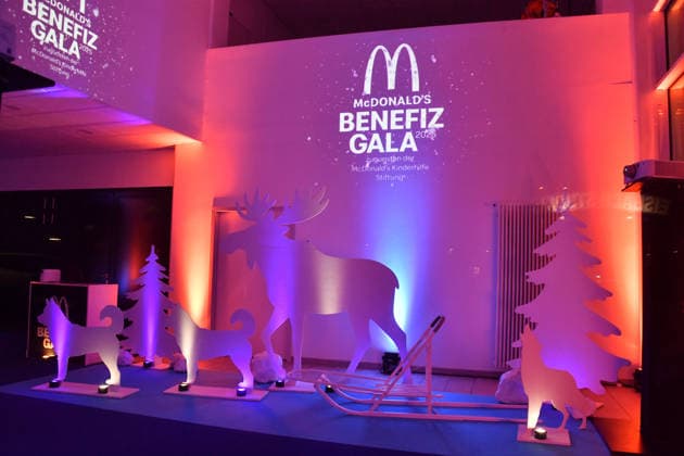Übersicht McDonalds Benefiz Gala McDonalds Kinderhilfe Stiftung Eisbach Studios München 06. Dezember 2025