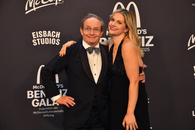Wigald Boning mit Ehefrau Teresa McDonalds Benefiz Gala McDonalds Kinderhilfe Stiftung Eisbach Studios München 06. Dezember 2025