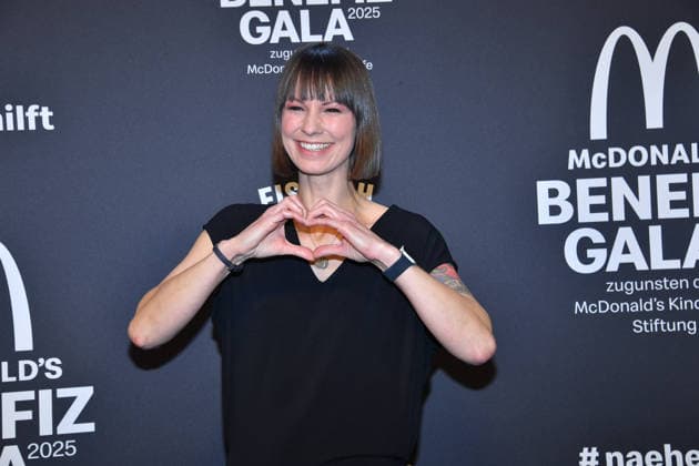 Christina Stürmer McDonalds Benefiz Gala McDonalds Kinderhilfe Stiftung Eisbach Studios München 06. Dezember 2025