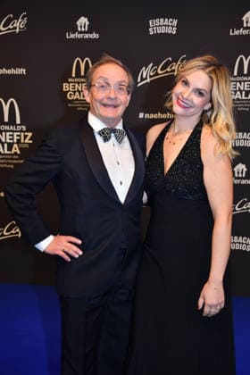 Wigald Boning mit Ehefrau Teresa McDonalds Benefiz Gala McDonalds Kinderhilfe Stiftung Eisbach Studios München 06. Dezember 2025