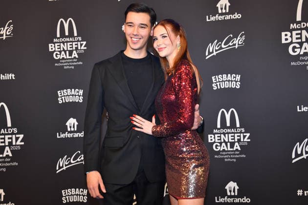 Diego Pooth mit Freundin Louisa Büscher McDonalds Benefiz Gala McDonalds Kinderhilfe Stiftung Eisbach Studios München 06. Dezember 2025