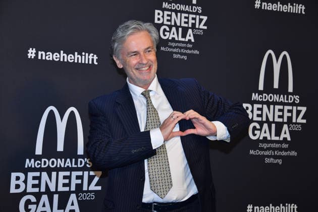 Timothy Peach McDonalds Benefiz Gala McDonalds Kinderhilfe Stiftung Eisbach Studios München 06. Dezember 2025