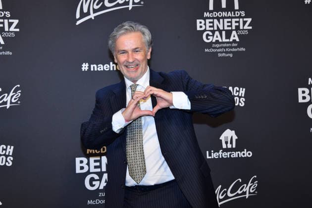 Timothy Peach McDonalds Benefiz Gala McDonalds Kinderhilfe Stiftung Eisbach Studios München 06. Dezember 2025