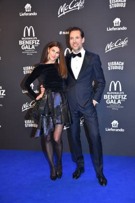 Alexander Mazza mit Ehefrau Viola McDonalds Benefiz Gala McDonalds Kinderhilfe Stiftung Eisbach Studios München 06. Dezember 2025