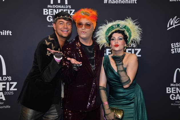 Marcell Damaschke, Pauline Stolze und Julian F. Soeckel McDonalds Benefiz Gala McDonalds Kinderhilfe Stiftung Eisbach Studios München 06. Dezember 2025