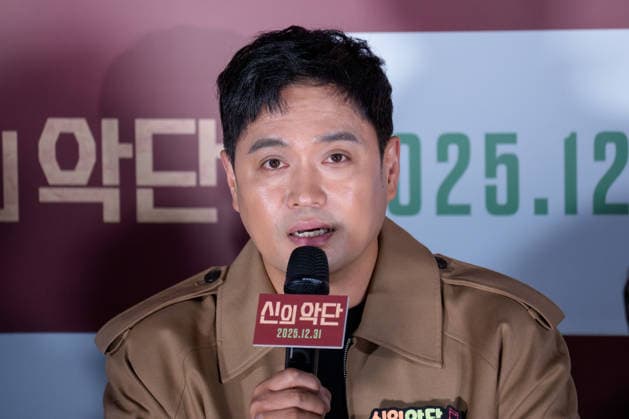 Choir of God film press conference SEOUL, SOUTH KOREA, DEC 08: South Korean actor Seo Dong-won during Choir of God film press conference at the CGV in Seoul, South Korea, on December 08, 2025. Seoul the CGV South Korea 8243_285981 Copyright: xStevexChoxKyewoong PentaxPressx