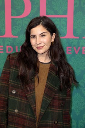Chryssanthi Kavazi bei der Premiere der Serie Miss Sophie - Same Procedure As Every Year (Amazon Prime) am 8.12.2025 in Claerchens Ballhaus in Berlin Miss Sophie Serien Premiere in Berlin