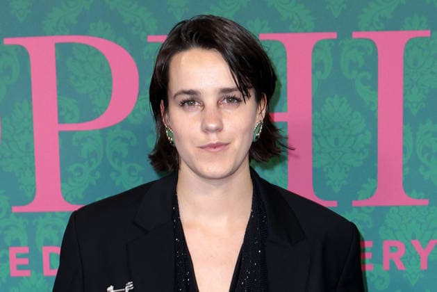 Lilly Marie Vogler bei der Premiere der Serie Miss Sophie - Same Procedure As Every Year (Amazon Prime) am 8.12.2025 in Claerchens Ballhaus in Berlin Miss Sophie Serien Premiere in Berlin