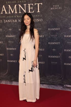Regisseurin Chloe Zhao bei der Hamnet Kino Premiere am 8.12.2025 im Delphi Filmpalast in Berlin Hamnet Filmpremiere in Berlin