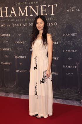 Regisseurin Chloe Zhao bei der Hamnet Kino Premiere am 8.12.2025 im Delphi Filmpalast in Berlin Hamnet Filmpremiere in Berlin