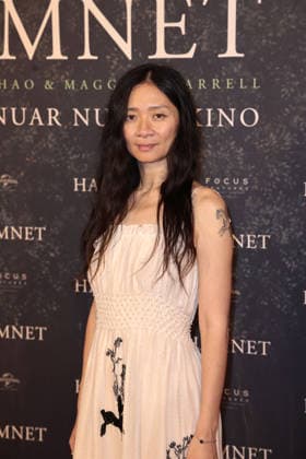 Regisseurin Chloe Zhao bei der Hamnet Kino Premiere am 8.12.2025 im Delphi Filmpalast in Berlin Hamnet Filmpremiere in Berlin
