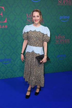 Nikola Kastner bei der Premiere der Prime Video Serie MISS SOPHIE SAME PROCEDURE AS EVERY YEAR im Clärchens Ballhaus in Berlin am 08.12.2025