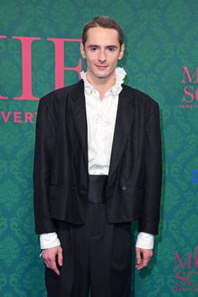 Daniil Kremkin bei der Premiere der Prime Video Serie MISS SOPHIE SAME PROCEDURE AS EVERY YEAR im Clärchens Ballhaus in Berlin am 08.12.2025