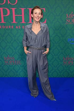 Jeannine Michaelsen bei der Premiere der Prime Video Serie MISS SOPHIE SAME PROCEDURE AS EVERY YEAR im Clärchens Ballhaus in Berlin am 08.12.2025