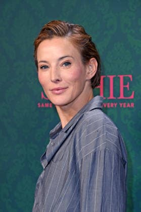 Jeannine Michaelsen bei der Premiere der Prime Video Serie MISS SOPHIE SAME PROCEDURE AS EVERY YEAR im Clärchens Ballhaus in Berlin am 08.12.2025