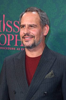 Moritz Bleibtreu bei der Premiere der Prime Video Serie MISS SOPHIE SAME PROCEDURE AS EVERY YEAR im Clärchens Ballhaus in Berlin am 08.12.2025