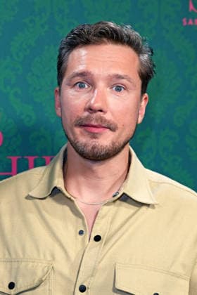 Jacob Matschenz bei der Premiere der Prime Video Serie MISS SOPHIE SAME PROCEDURE AS EVERY YEAR im Clärchens Ballhaus in Berlin am 08.12.2025