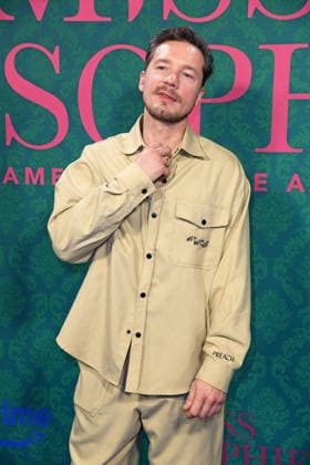 Jacob Matschenz bei der Premiere der Prime Video Serie MISS SOPHIE SAME PROCEDURE AS EVERY YEAR im Clärchens Ballhaus in Berlin am 08.12.2025