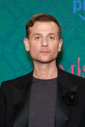 Amazon Premiere - Miss Sophie Same Procedure As Every Year - Christoph Schechinger bei der Premiere zur Amazon Prime Serie Miss Sophie Same Procedure As Every Year im Clärchens Ballhaus am 08.12.2025 in Berlin. Copyright: xEventpressxKochanx