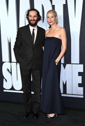 ˜Marty Supreme™ Los Angeles Premiere Josh Safdie and Gwyneth Paltrow arriving to the Los Angeles premiere of Marty Supreme™ at the Samuel Goldwyn Theater on December 8, 2025 in Beverly Hills, Ca. Beverly Hills Samuel Goldwyn Theater California USA Copyright: xLisaxOConnor xAFF-USA.COMx