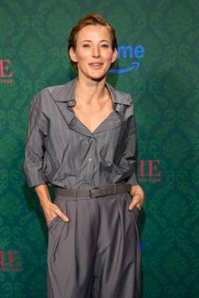 ABBberlin: Jeannine Michaelsen Schauspielerin auf dem blauen Teppich bei der der Kino Premiere der Amazon prime Serie von MISS SOPHIE SAME PROCEDURE AS EVERY YEAR in Claerchens Ballhaus am 08.12.2025 Berlin Berlin Deutschland