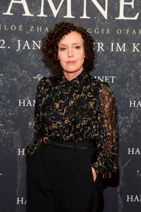 ABBberlin: Maria Schrader Schauspielerin zu Gast auf dem roten Teppich bei der Deutschland Premiere des Kino Films Hamnet im Delphi Filmpalast am 08.12.2025 in Berlin Berlin Deutschland