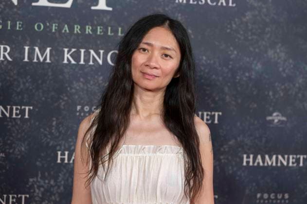 ABBberlin: Chloe Zhao chinesische Filmregisseurin zu Gast auf dem roten Teppich bei der Deutschland Premiere des Kino Films Hamnet im Delphi Filmpalast am 08.12.2025 in Berlin Berlin Deutschland