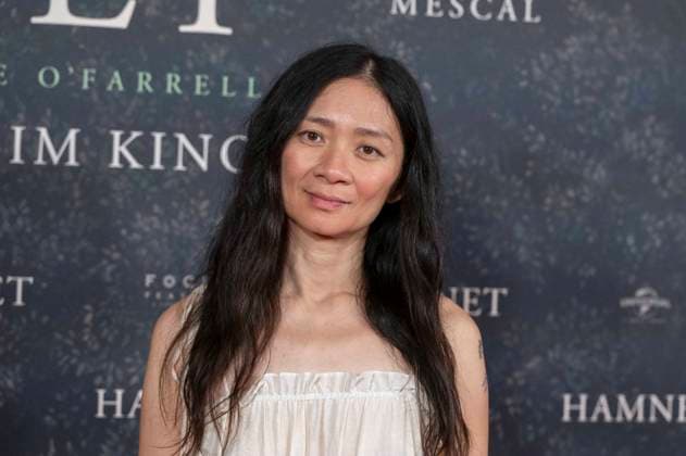 ABBberlin: Chloe Zhao chinesische Filmregisseurin zu Gast auf dem roten Teppich bei der Deutschland Premiere des Kino Films Hamnet im Delphi Filmpalast am 08.12.2025 in Berlin Berlin Deutschland