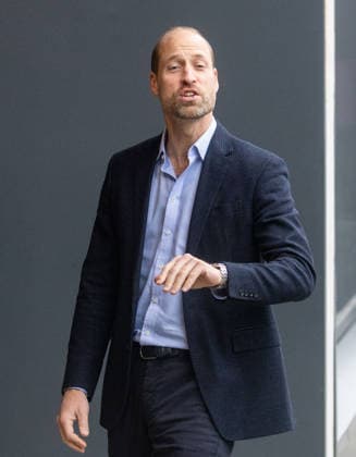 December 9, 2025, London, England, United Kingdom: Prince of Wales WILLIAM arrives at Centrepoint Offices in east London to mark 20th anniversary as patron. London United Kingdom - ZUMAs262 20251209_zip_s262_014 Copyright: xTayfunxSalcix
