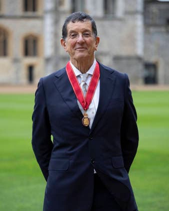 . 09 12 2025. Windsor , United Kingdom. Sculptor Sir Antony Gormley with his Companions of Honour after an Investiture at Windsor Castle, United Kingdom.  xStephenxLockx xi-Imagesx IIM-26443-0011