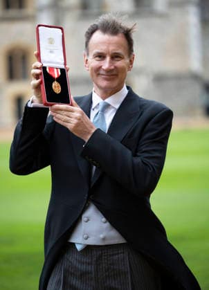. 09 12 2025. Windsor , United Kingdom. Sir Jeremy Hunt with his knighthood after an Investiture at Windsor Castle, United Kingdom.  xStephenxLockx xi-Imagesx IIM-26443-0015