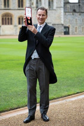 Investiture at Windsor Castle Image Licensed to i-Images Picture Agency. 09 12 2025. Windsor , United Kingdom. Sir Jeremy Hunt with his knighthood after an Investiture at Windsor Castle, United Kingdom., Credit:Stephen Lock i-Images Avalon United Kingdom, Windsor  Copyright: xStephenxLockx xi-Imagesx xAvalonx 1057897023