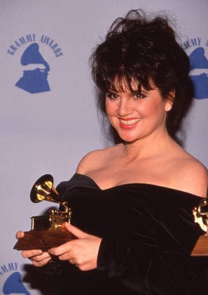 Linda Ronstadt at the 32nd Annual Grammy Awards on February 21, 1990 at Shrine Auditorium in Los Angeles, California. Copyright: xRalphxDominguez MediaPunchx
